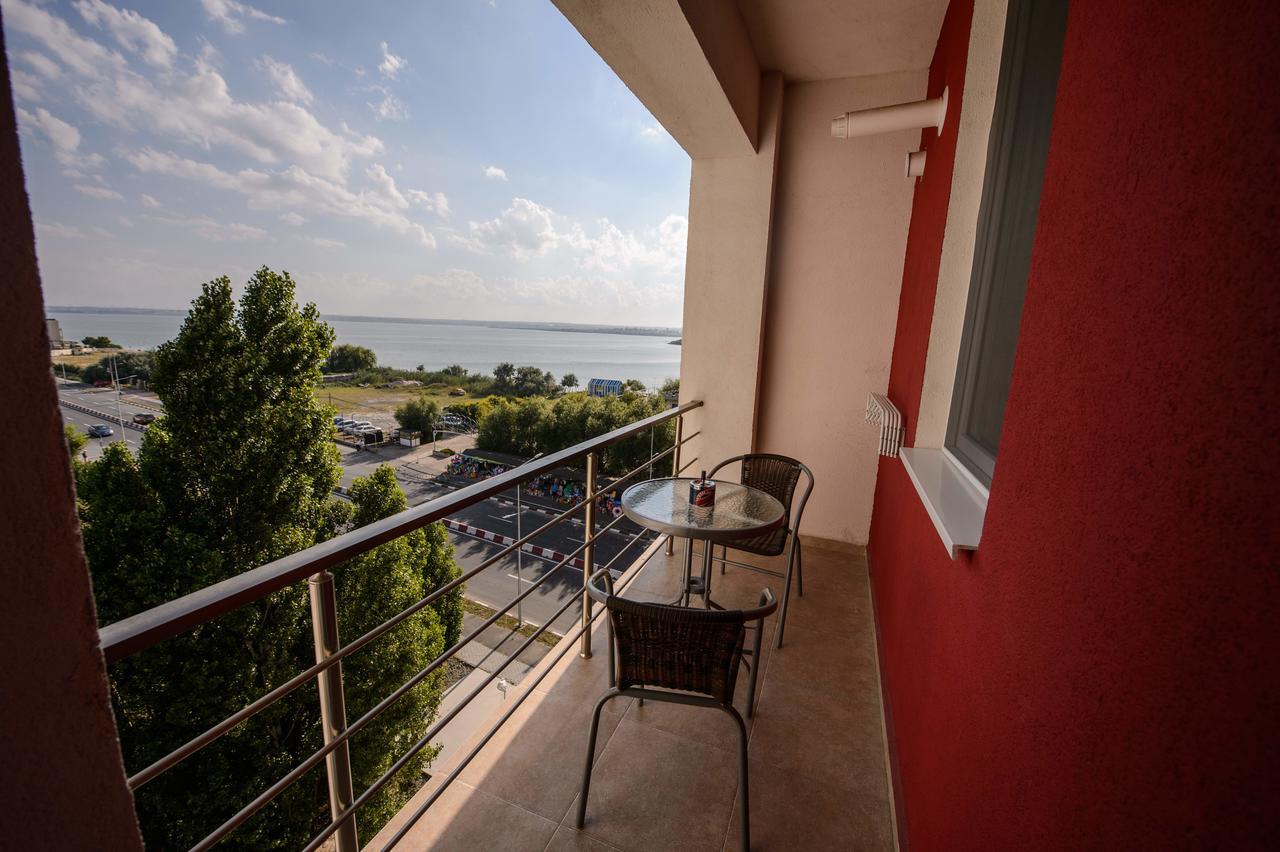 Magnum Residence Năvodari Extérieur photo